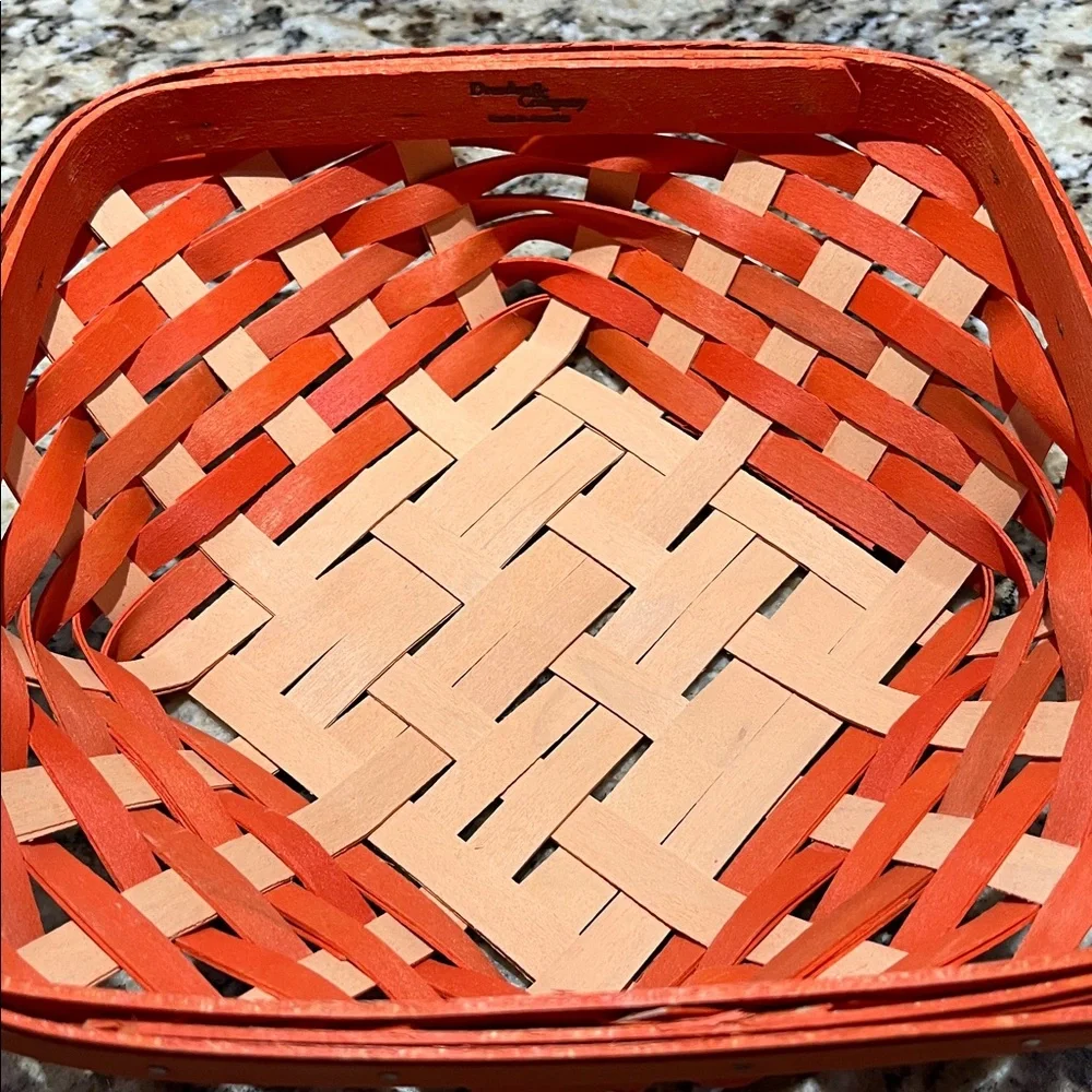 Longaberger Basket signed by renowned weaver Mary Senter, dated 2022